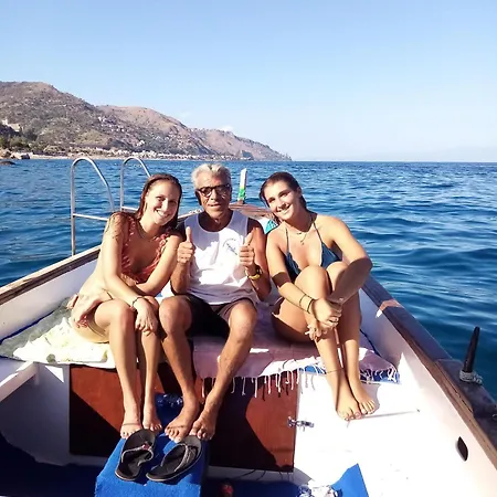 Botel Dolphins Tour Trinacria Escursioni *
