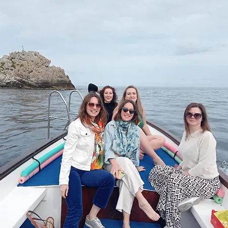Botel Dolphins Tour Trinacria Escursioni Giardini Naxos